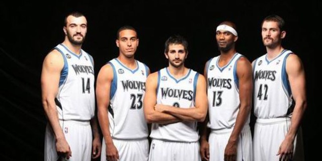 里弗斯称亚历山大若为美国人将成NBA最大牌球星（里弗斯：若亚历山大是美国人，他将成为NBA最受瞩目的巨星）