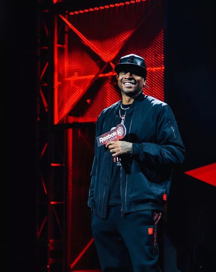 维尼修斯经历1334分钟球荒，皇马球迷嘘他=激励他？（1334分钟无进球，维尼修斯遭皇马球迷嘘声反成动力？）