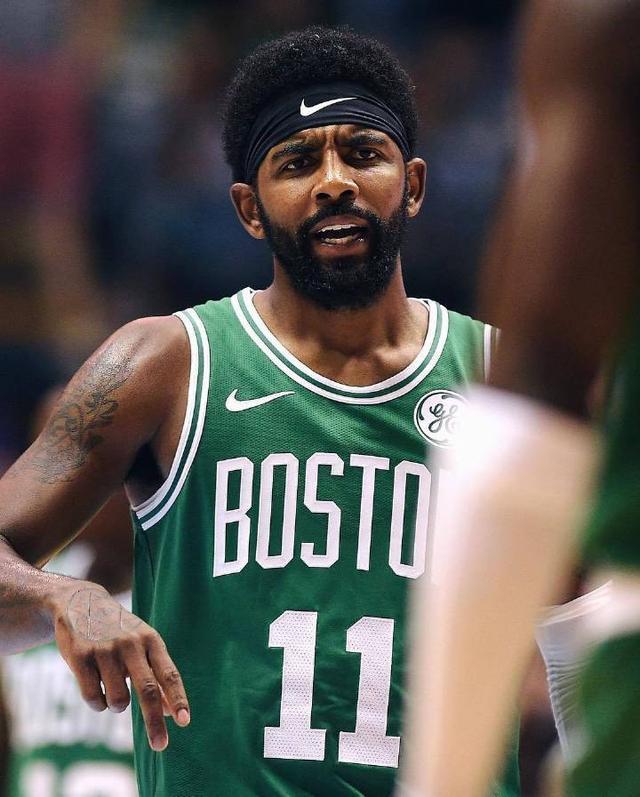 世体：克里斯滕森并没受伤，提前结束训练是计划好的（世体：克里斯滕森无伤，按计划提前结束训练）