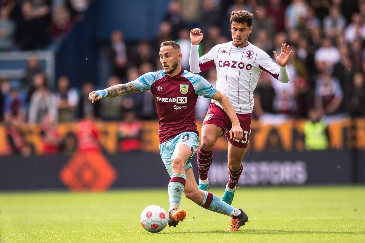 邮报评曼联近5年引援TOP30：姆伯莫第1，C罗第4，桑乔垫底（邮报盘点曼联近五年引援30强：姆伯莫居首，C罗第4，桑乔垫底）