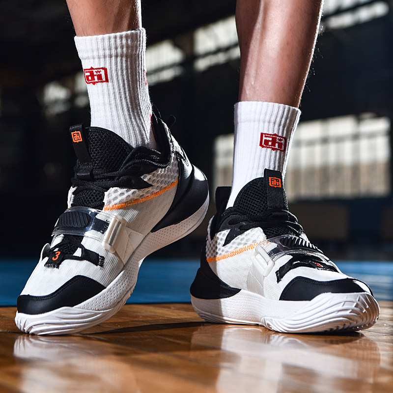 比赛集锦：都灵2-3米兰（全场集锦：米兰3-2力克都灵）