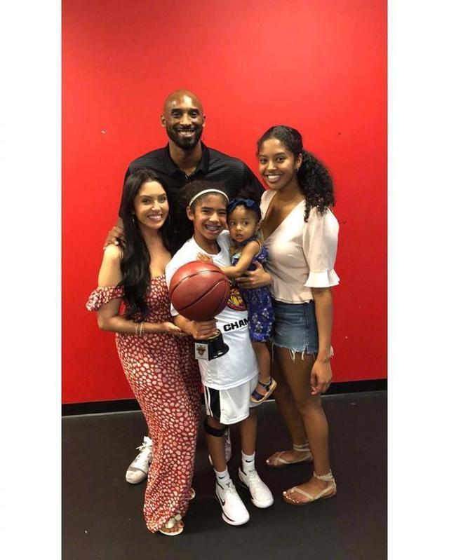 总局副局长张家胜会见阿迪高管，将在青少年足球领域开展合作（张家胜副局长会晤阿迪高层，将推进青少年足球合作）