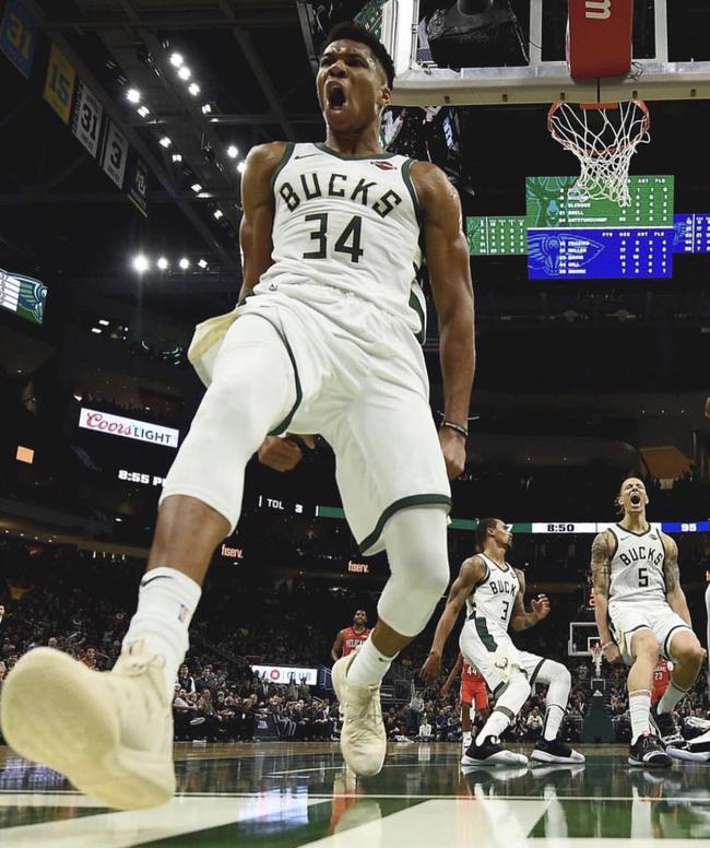 欧联杯 - 乌德勒支对阵波尔图（欧联杯：乌德勒支迎战波尔图）