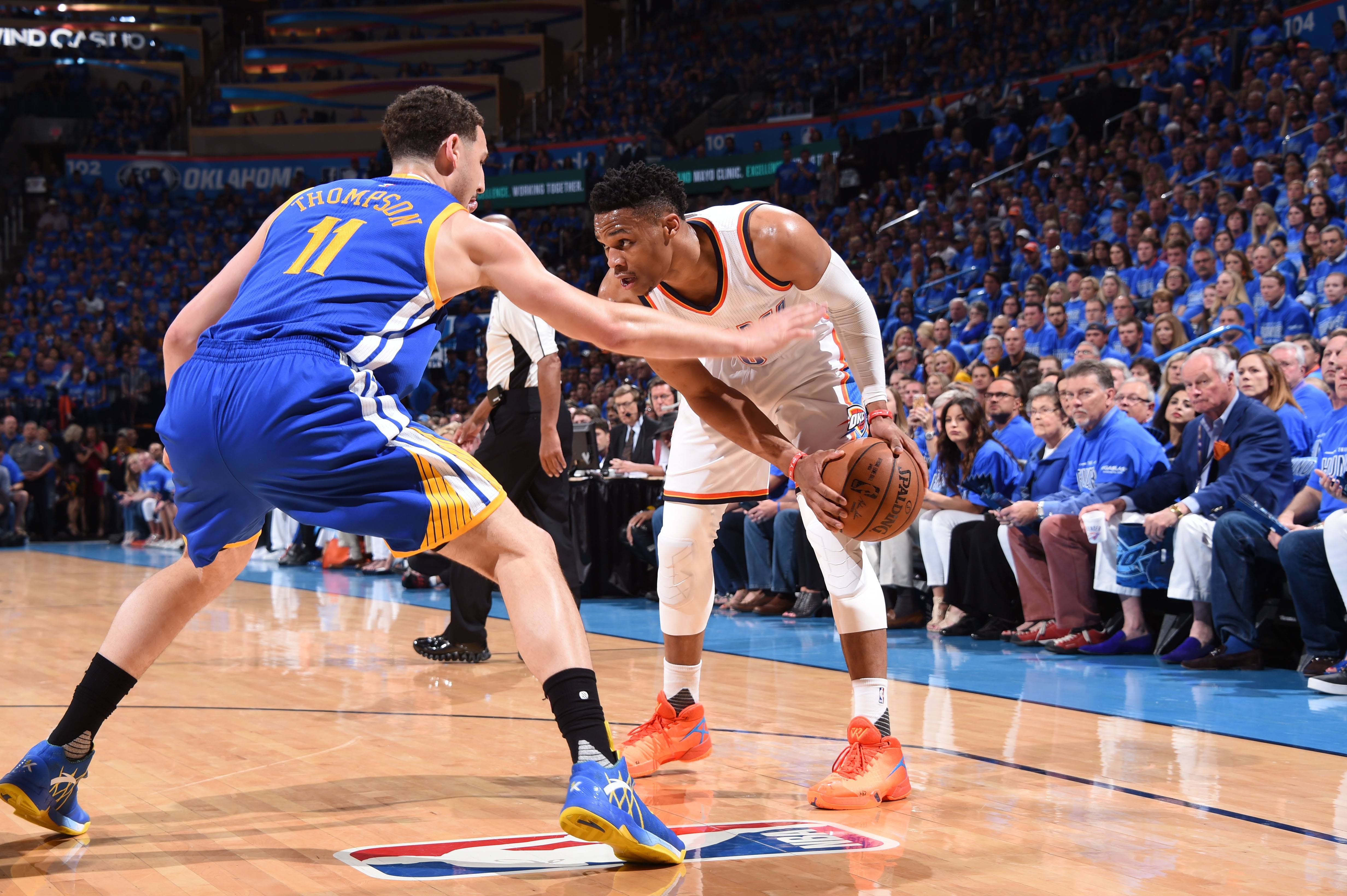 斯基拉：米兰派球探考察萨索洛中卫穆哈雷莫维奇和伊泽斯（斯基拉：米兰派遣球探赴萨索洛考察穆哈雷莫维奇和伊泽斯）