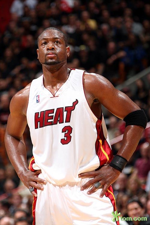 鲜明对比，节礼日曼联54胜纽卡47负均为历史最多（节礼日反差：曼联54胜、纽卡47负，均为历史最多）