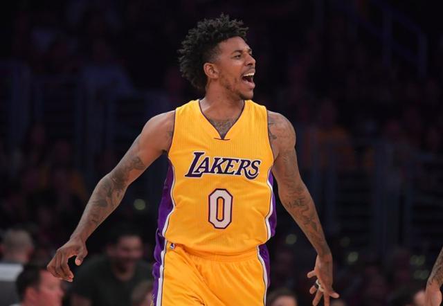 媒体人：赛事传播损失很大！央视每日仅转1场CBA比赛（媒体人称赛事传播受损严重：央视每天仅播一场CBA）