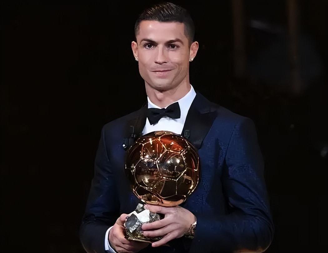 泰伦·卢：我现在是生气多过沮丧，今年的逆境真的很难克服（泰伦·卢：此刻愤怒多于沮丧，这个赛季的逆境确实难以克服）